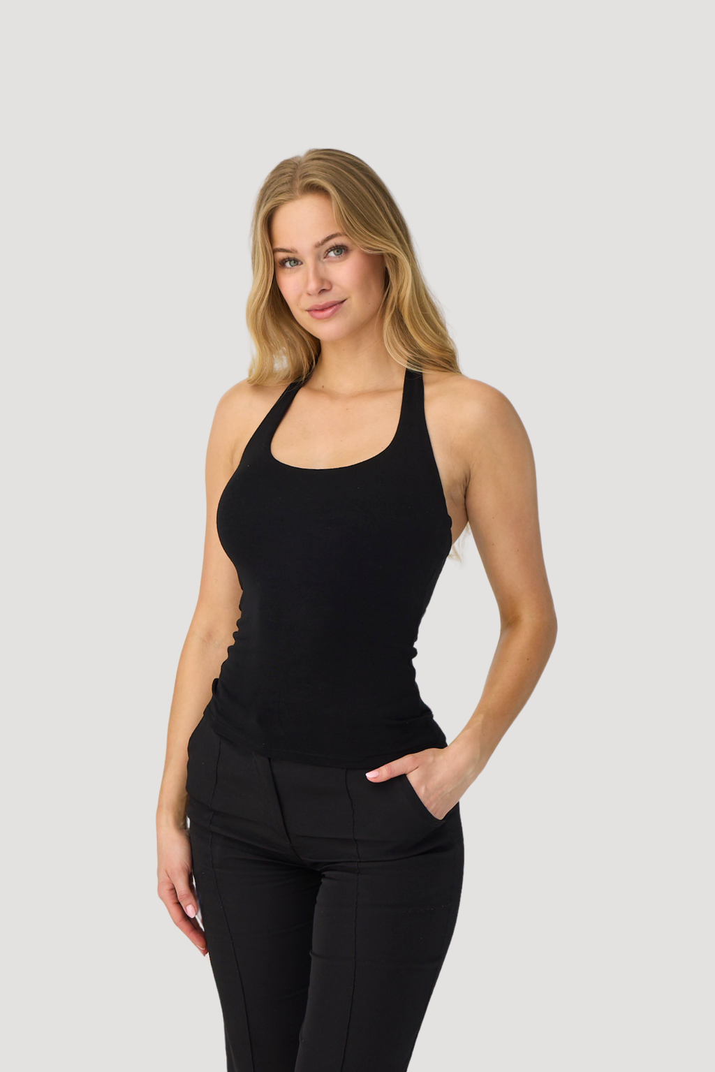 SOFT HALTERNECK