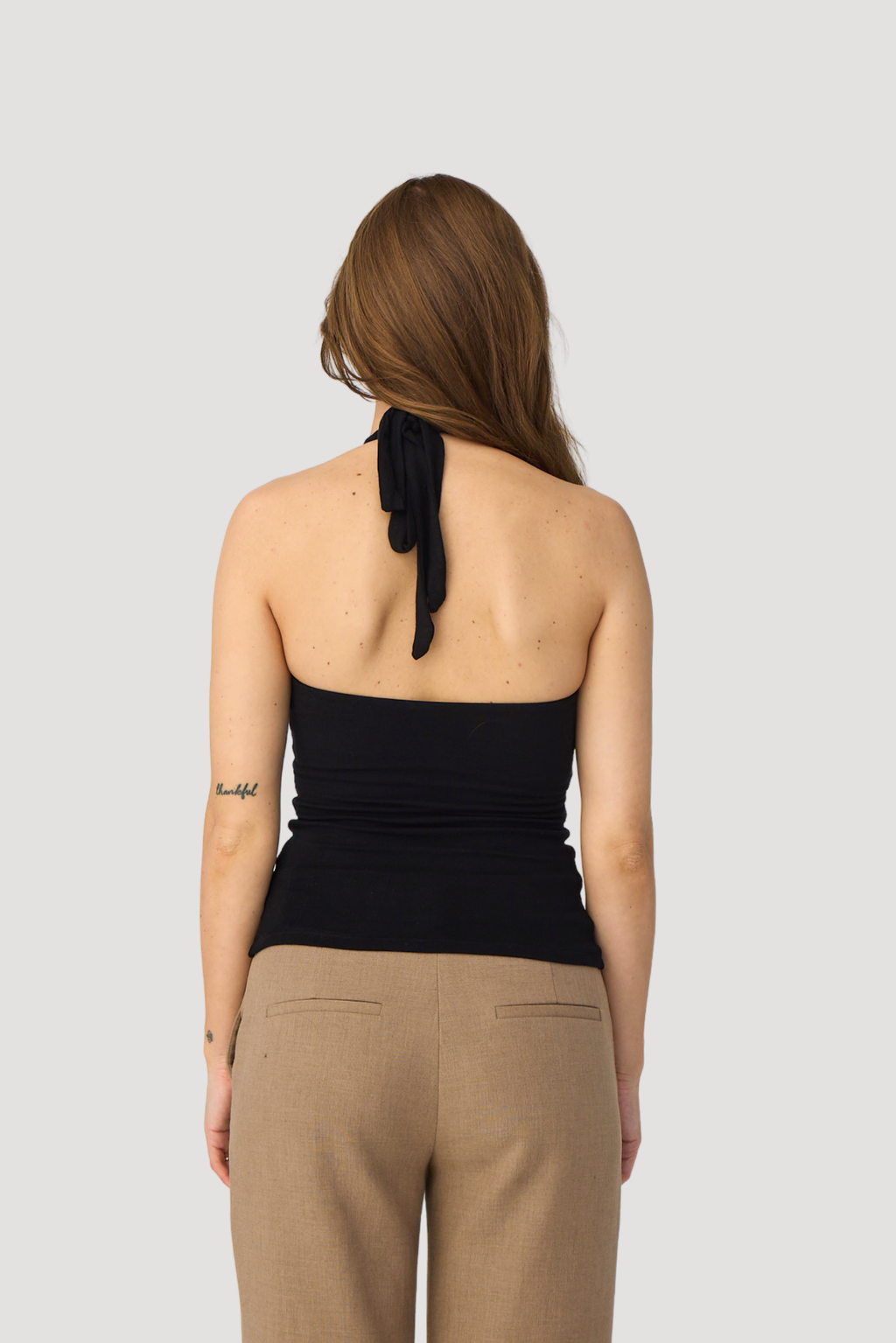 SOFT HALTERNECK