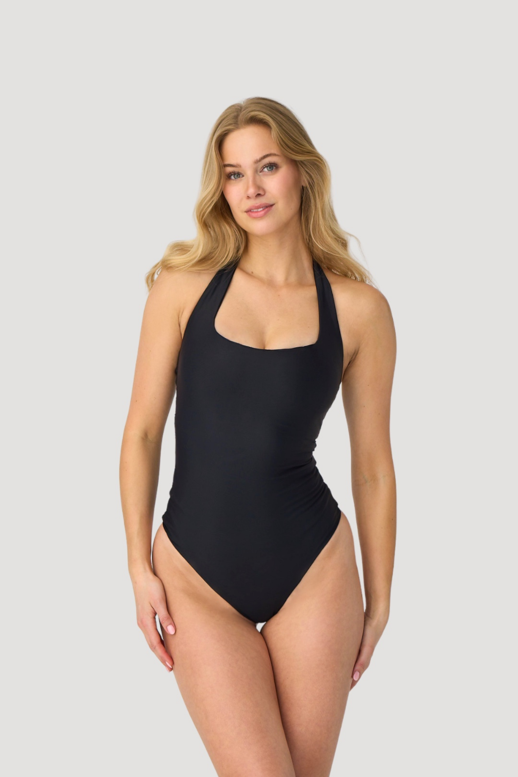 HALTER BRALISWIM